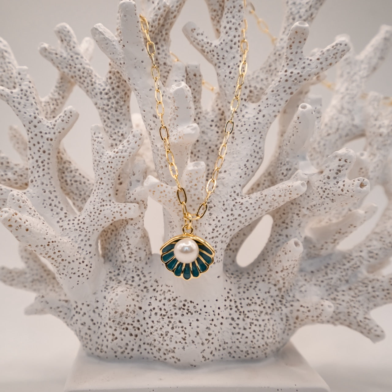Clam & Pearl 14k Gold Filled Necklace